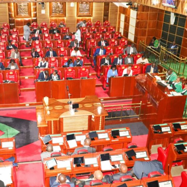 ‘Shame and disgrace’ MPs hit out at Gachagua for boarding plane carrying own luggage » Capital News