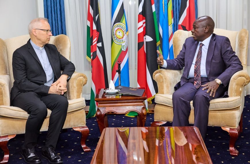 Gov’t to work with Catholic Church to fight illicit brew