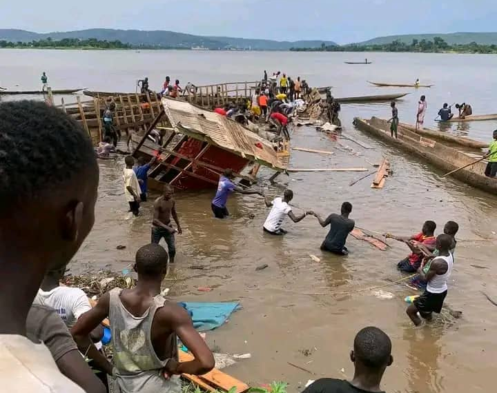 At least 15 dead in boat sinking in Central African Republic » Capital News