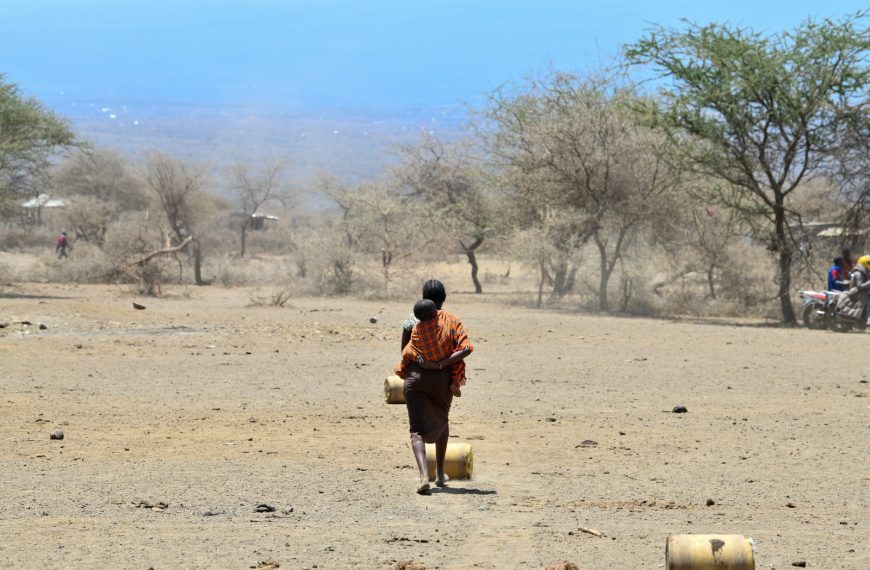 Solar-powered borehole in Amboseli reshapes human-wildlife coexistence