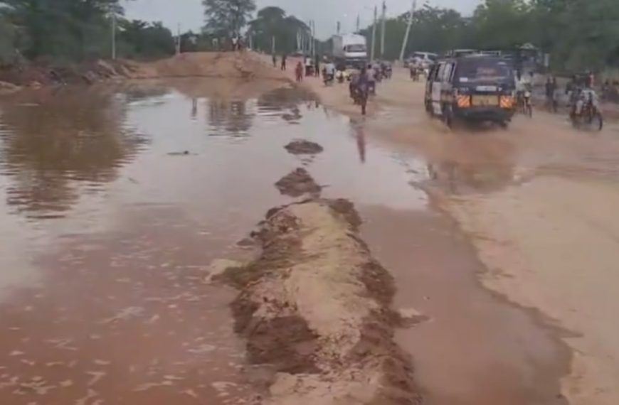 KeNHA closes key roads due to flooding
