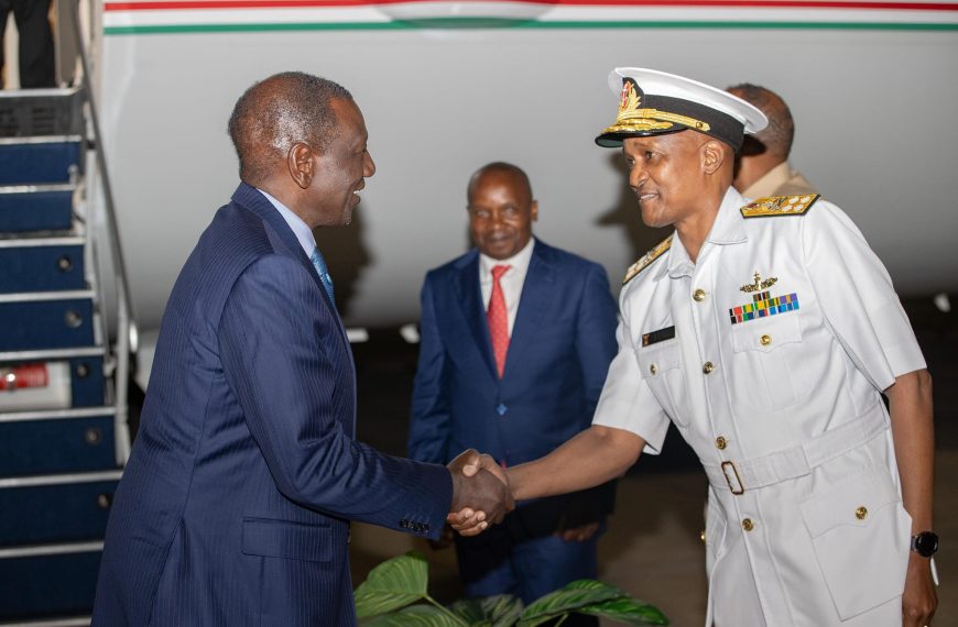 President Ruto returns from day-long visit to Kigali » Capital News