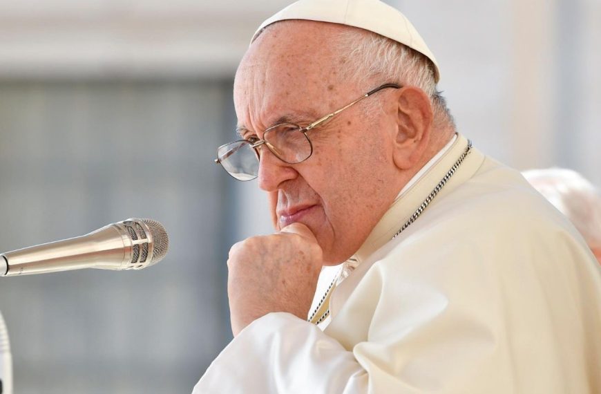 Pope Francis expresses sympathy for Kenyans affected by floods
