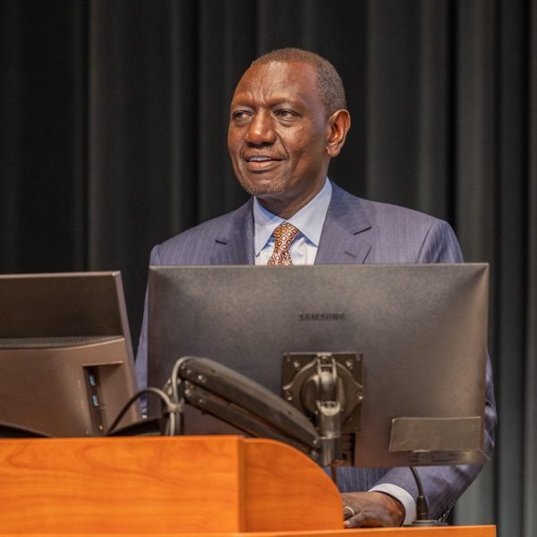 Ruto presides over signing of Ksh 27B connectivity project