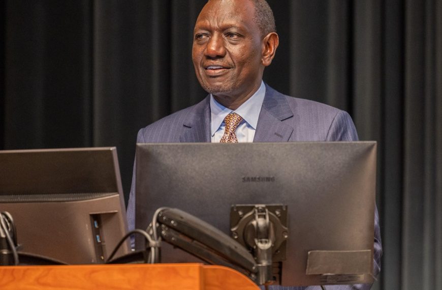 Ruto presides over signing of Ksh 27B connectivity project