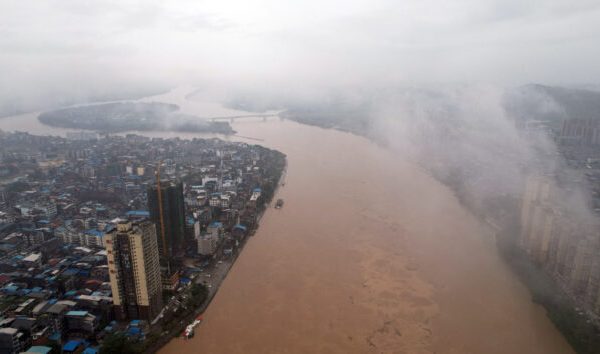 China intensifies flood control, disaster relief steps