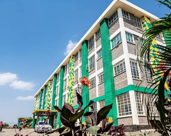 Sakaja unveils 548-bed Mama Margaret Uhuru Hospital in Korogocho » Capital News