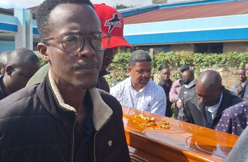 Emotional farewell to Evans who died during Finance Bill protests