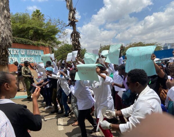 Clinical officers end 99-day strike after deal with Governors