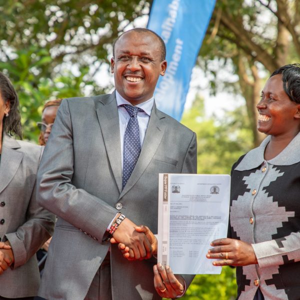 Makueni Governor confirms 453 contracted ECDE teachers to permanent roles