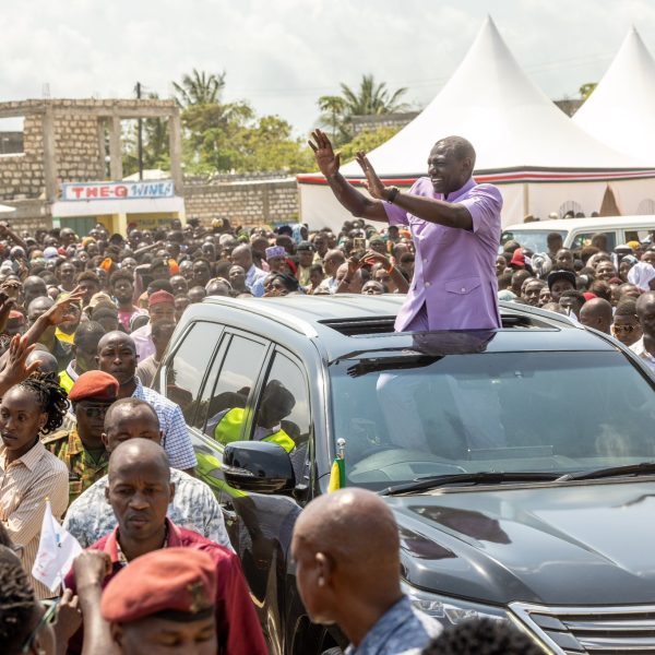 Ruto commits to deliver on resolution of graft cases in 6 months » Capital News