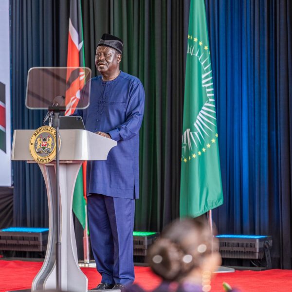 Raila roots for borderless ‘Africanphone’ in pitch for AUC job » Capital News