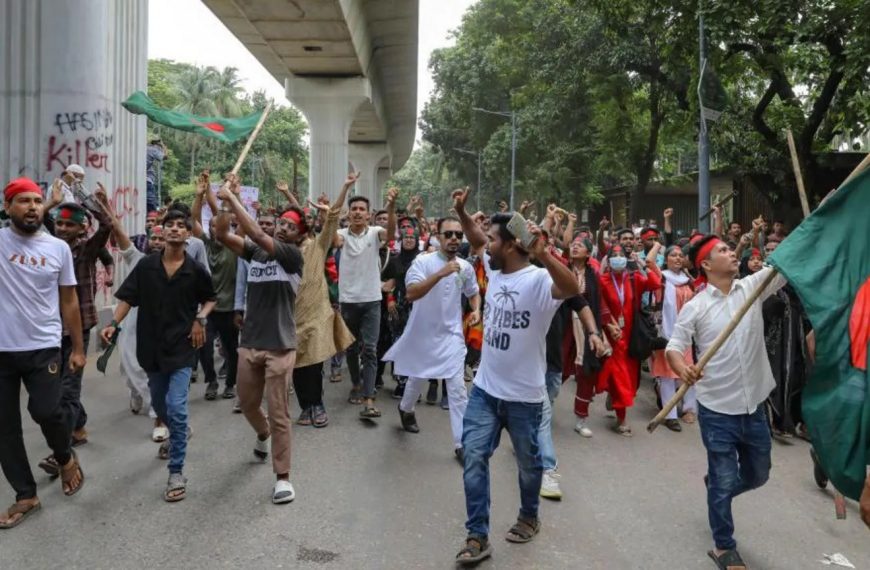 Over 90 killed in Bangladesh anti-government clashes » Capital News