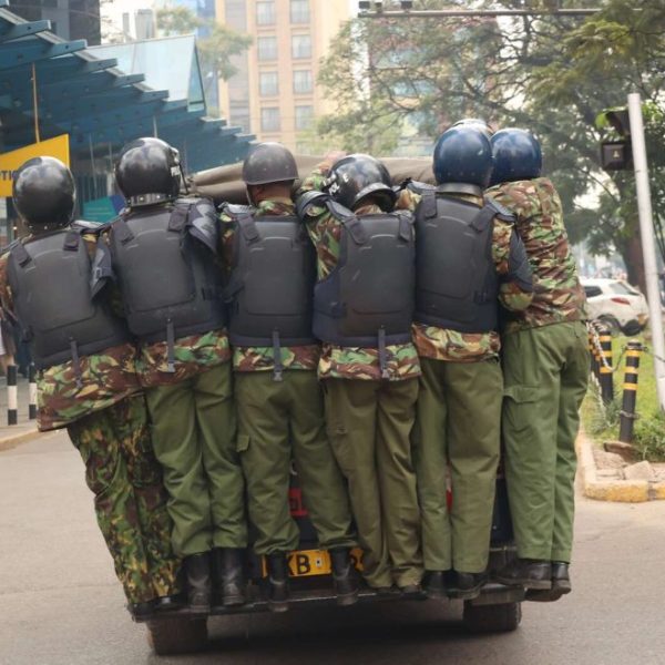 Court orders police to keep faces unmasked, name tags visible during demos