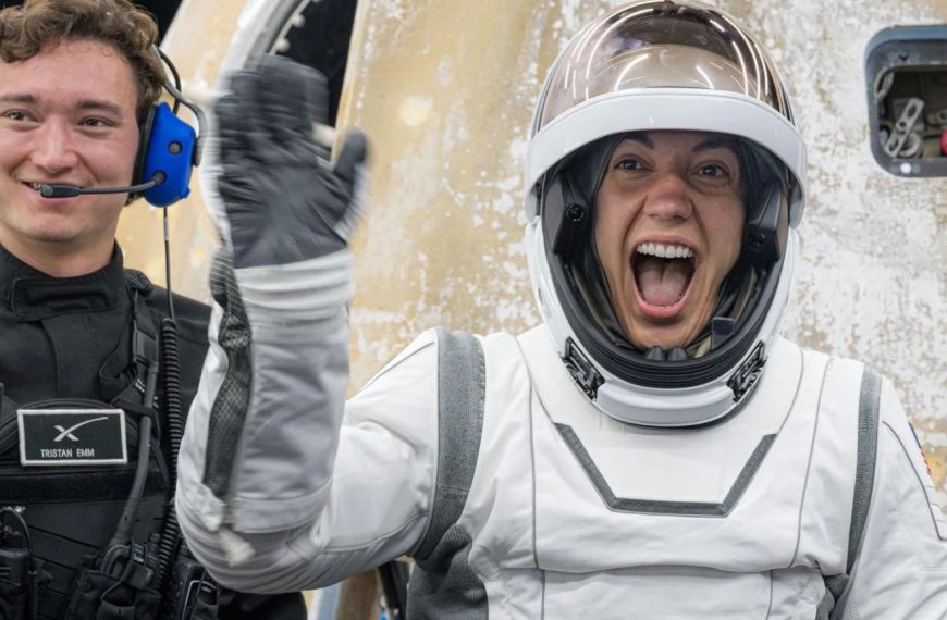 SpaceX crew returns to Earth after historic mission » Capital News