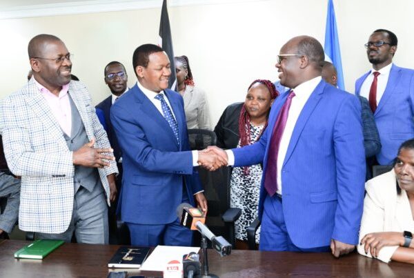 CS Mutua meets UASU, KUSU officials in a bid to end 2-week strike » Capital News