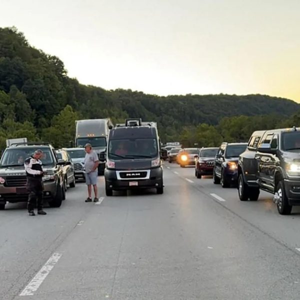 Manhunt after gunman takes aim at cars on US highway » Capital News