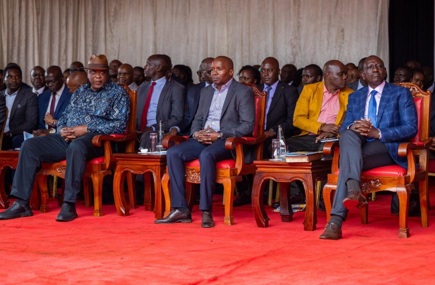 Ruto, Uhuru reunite in Embu as Gachagua takes backseat at Bishop’s installation » Capital News
