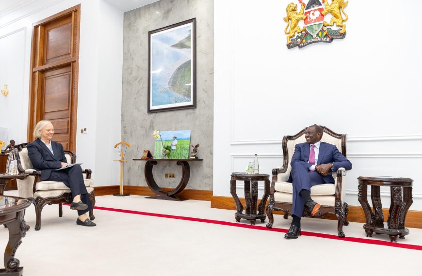 Ruto bids farewell to outgoing US Ambassador Meg Whitman