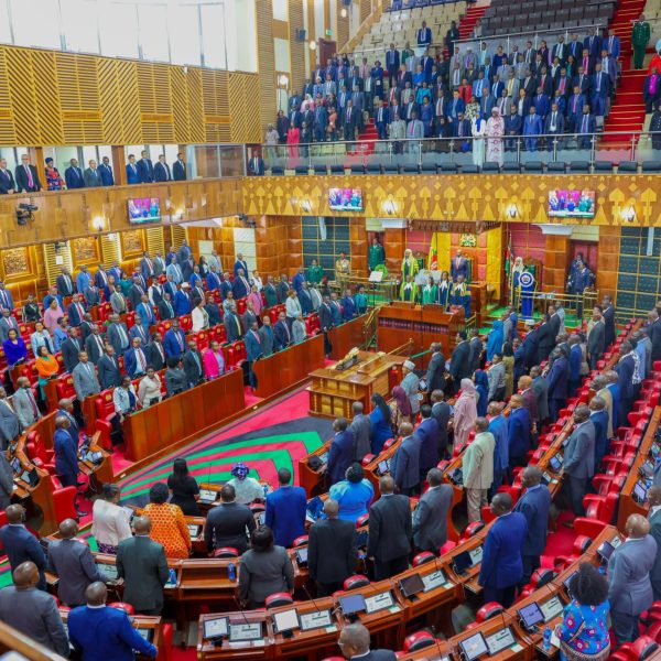 Ruto vows decisive war on corruption, urges independent institutions to step up efforts » Capital News