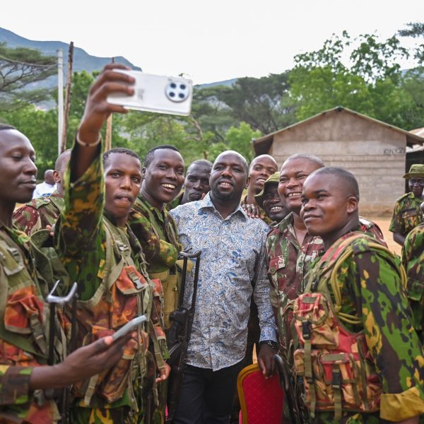 Murkomen makes Christmas visit to security units in Kerio Valley » Capital News