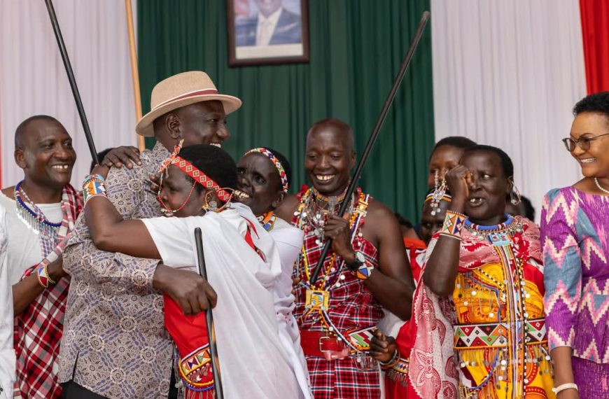 Ruto dismisses critics, says vaccination will enhance productivity