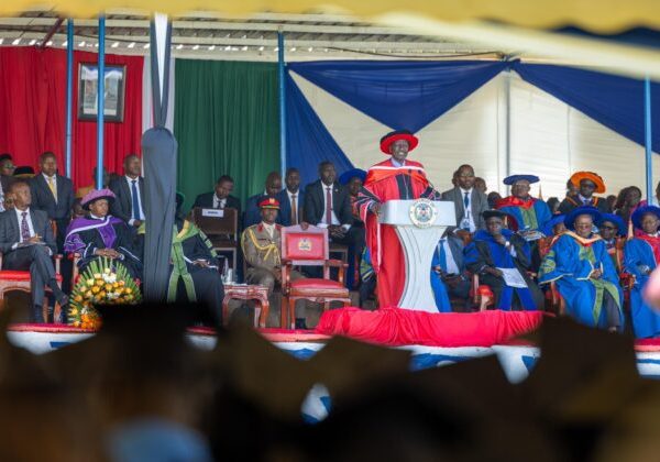 President Ruto urges universities to allow students with fee balances to sit for exams » Capital News
