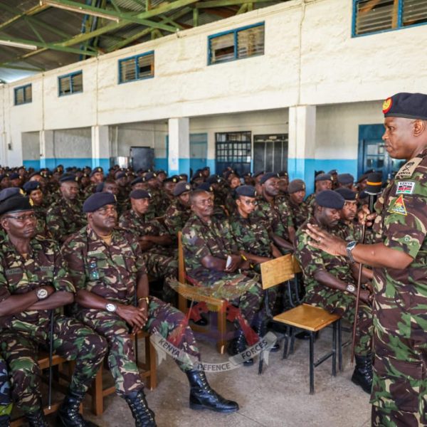 Kenya Army Commander Visits Western Command to Review Operations and Boost Troop Morale » Capital News