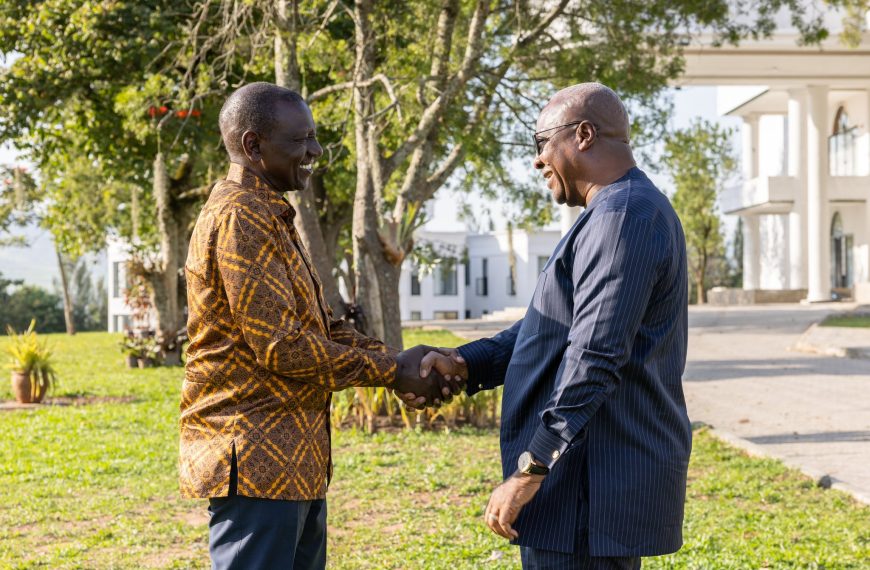 Ruto flies to Ghana to attend Mahama’s inauguration
