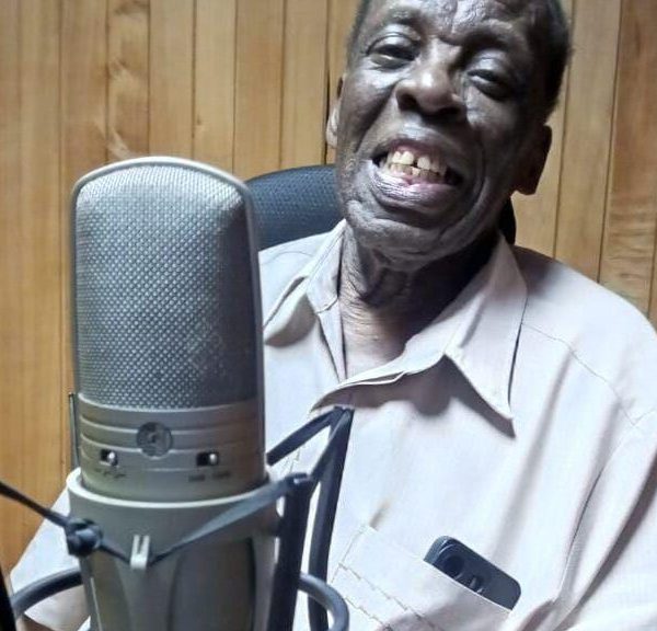 Broadcastors pay tribute to late Leonard Mambo Mbotela » Capital News