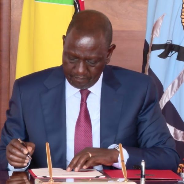 (WATCH) President Ruto assents to the Anti-Money Laundering and Combating of Terrorism Financing Laws Bill » Capital News