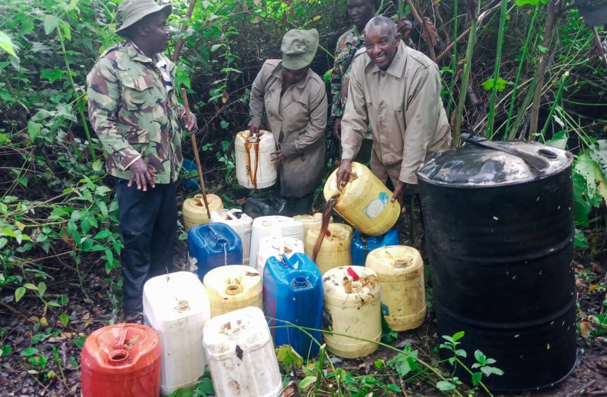 Police destroy 360 litres of illicit liquor in a raid on a hideout along River Chania » Capital News