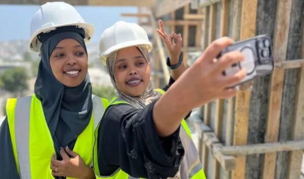The women at the centre of Somalia’s construction boom » Capital News