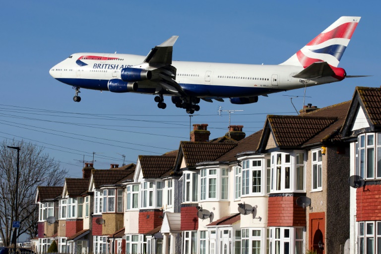 Airlines demand answers after air traffic control failure » Capital News