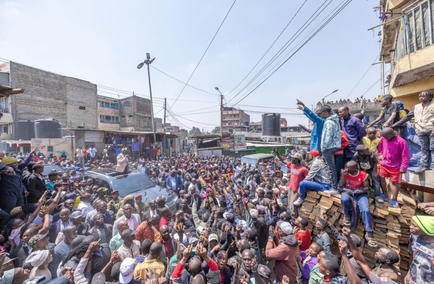 Free education will not be comprised, Ruto assures