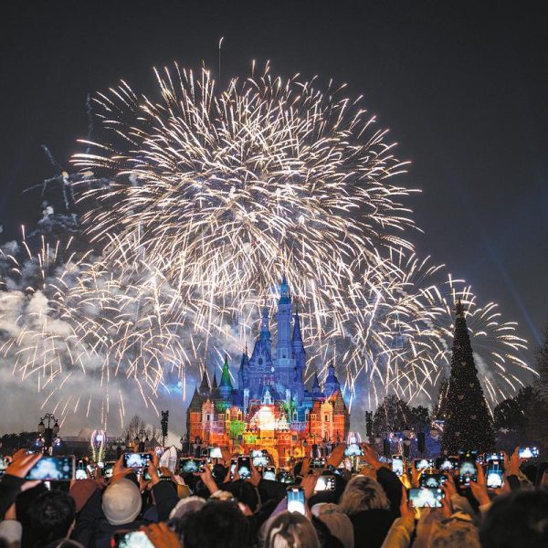 Shanghai bets on “Happiness Economy” with theme park boom » Capital News