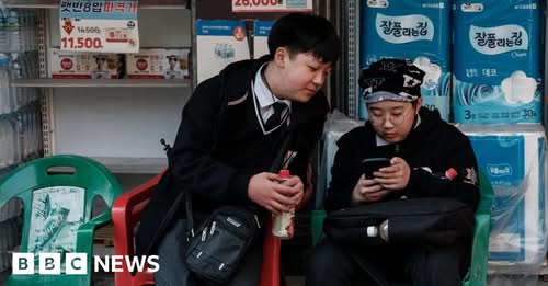 South Korea bans phones in school classrooms nationwide » Capital News