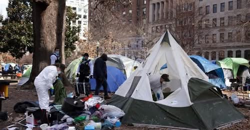 Trump demands homeless people ‘immediately’ move out of Washington DC » Capital News